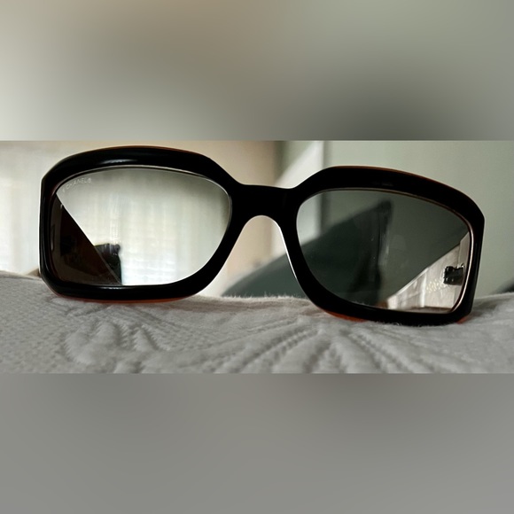 CHANEL Vintage Sunglasses-Excellent Condition! Original Owner. - Picture 1 of 9